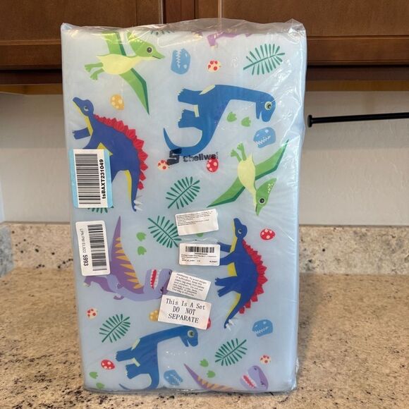 NEW Dinosaur Toddler Child Padded Folding Nap Mat Pad 52"x20"x1" - Picture 2 of 3